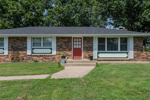 3311 Lake Trenton Drive, Trenton, MO 64683