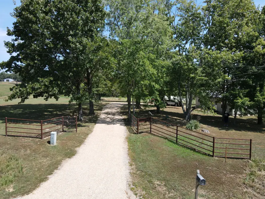 2604 State Route Z, Willow Springs, MO 65793 - #3