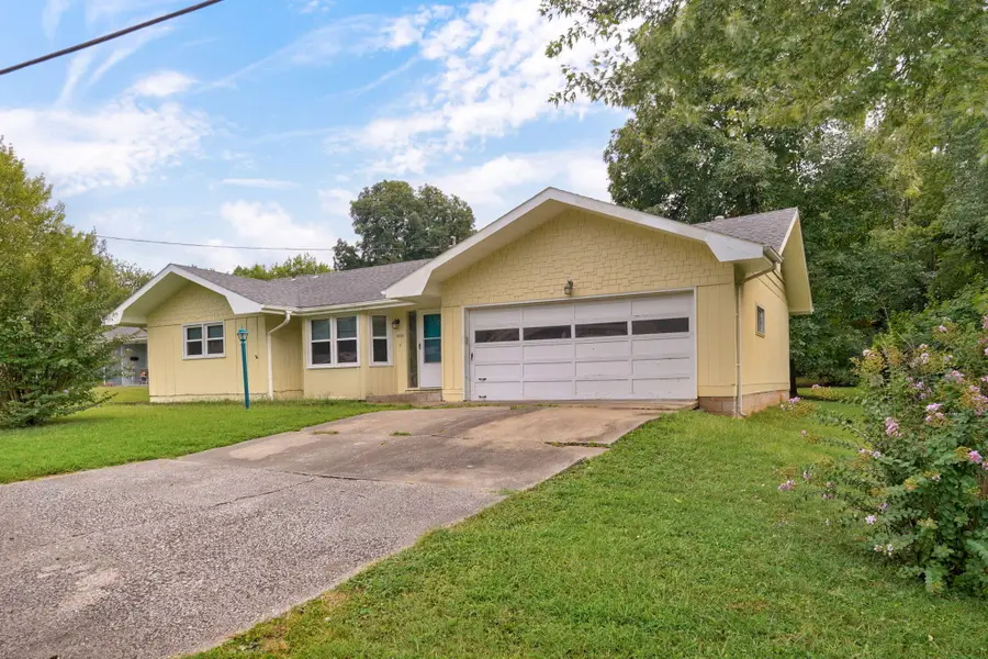 3030 E Loren Street, Springfield, MO 65804 - #3