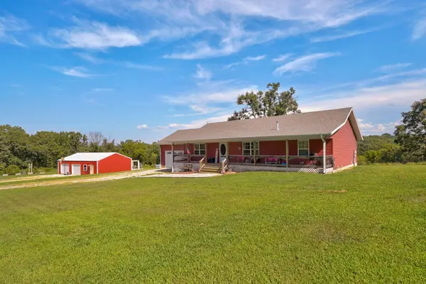 1257 Elkhead Road, Sparta, MO 65753