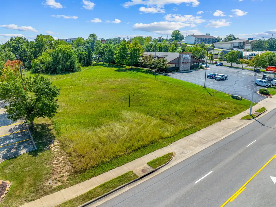 3330 Shepherd Of The Hills Expressway, Branson, MO 65616 - #2