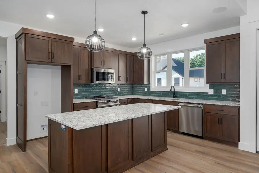 3048 W Teton Drive, Springfield, MO 65810 - #2
