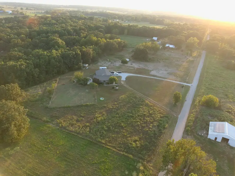 184 E 334th Road, Humansville, MO 65674 - #2