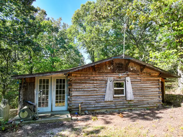 1855 NE 655 Private Road, Osceola, MO 64776