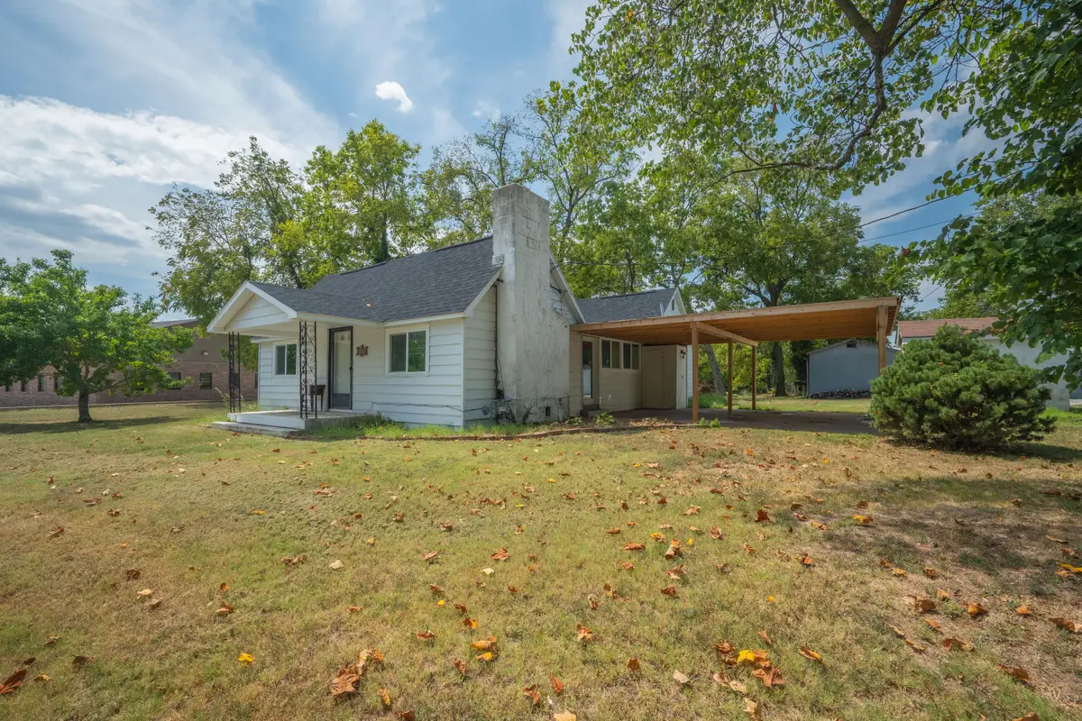 3300 County Farm Road, Cassville, MO 65625 - #1