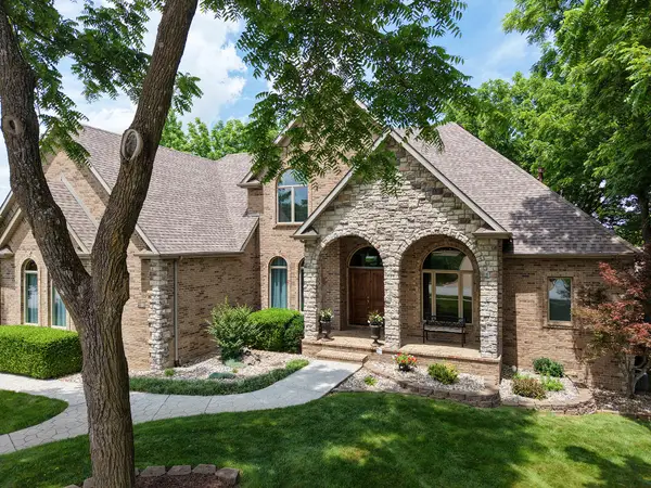4013 E Gastonbury Street, Springfield, MO 65809