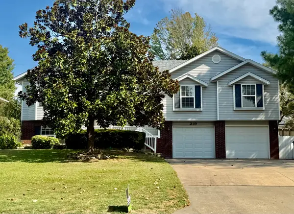 219 Powell Drive, Webb City, MO 64870