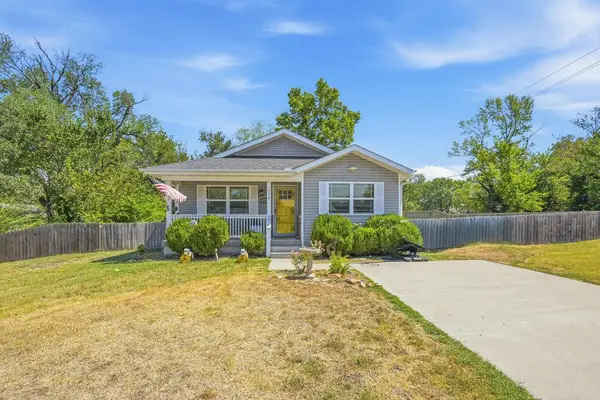 115 S Mccoy Avenue, Joplin, MO 64801