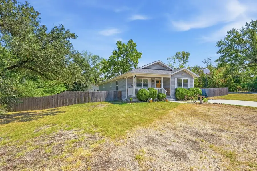 115 S Mccoy Avenue, Joplin, MO 64801 - #2