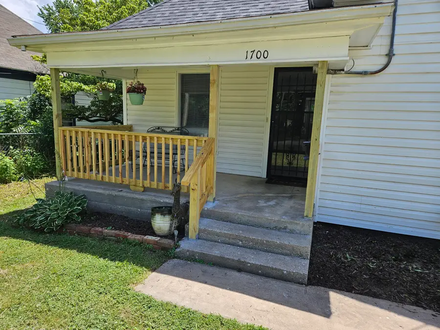 1700 W Atlantic Street, Springfield, MO 65803 - #2