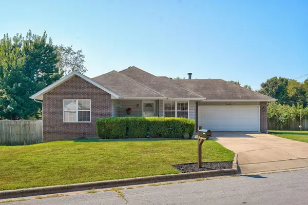 3430 W Riverside Street, Springfield, MO 65807