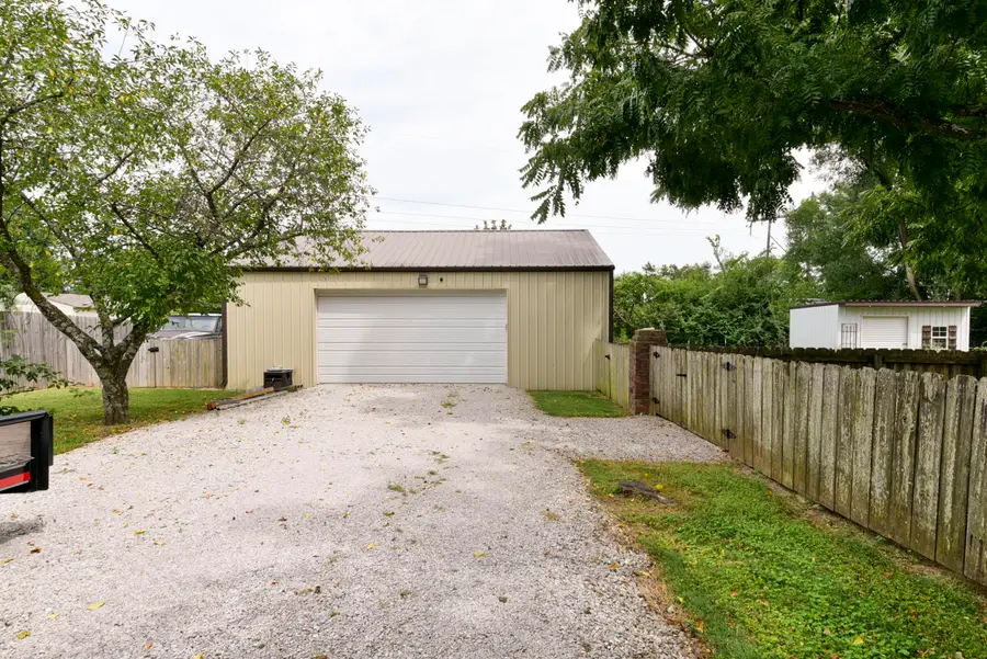 2685 W Farm Road 182, Springfield, MO 65810 - #2