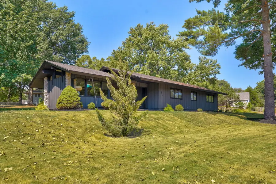 2025 S Arlington Terrace, Springfield, MO 65804 - #2