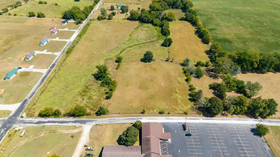 17630 Lawrence 1200, Aurora, MO 65605 - #3
