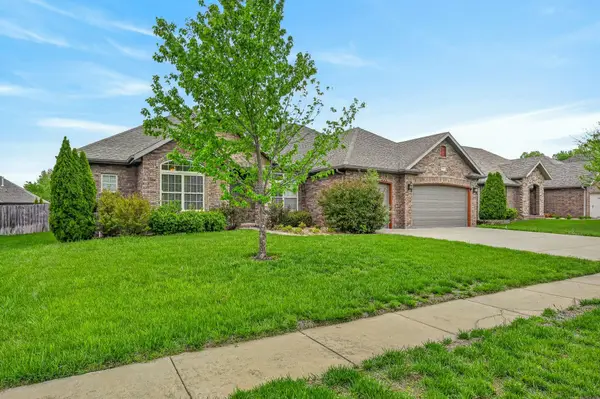 4844 S Farm Rd 131, Springfield, MO 65810