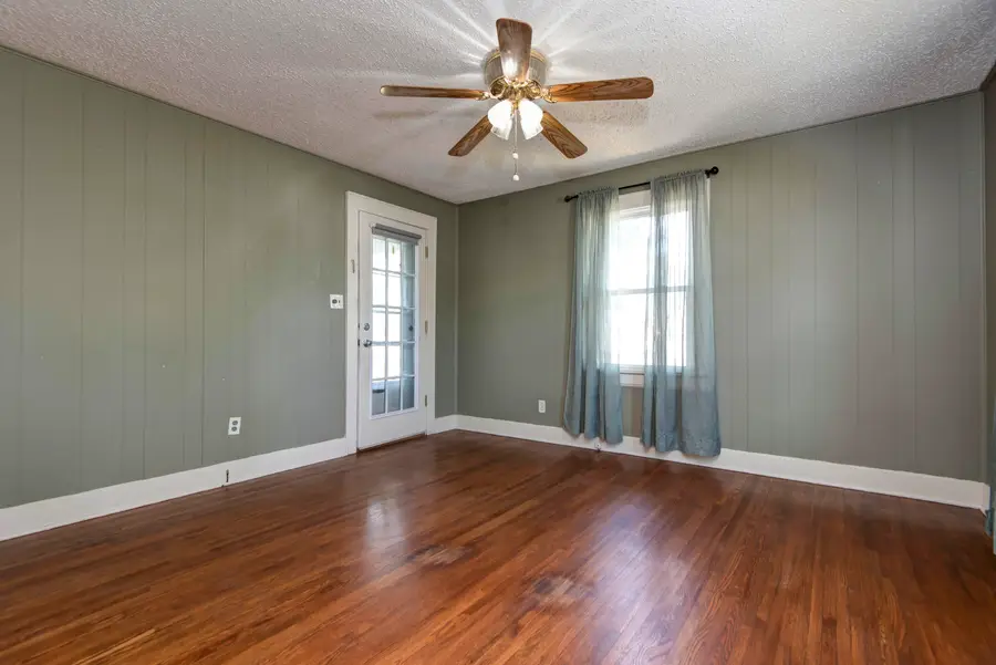 2424 N Broadway Avenue, Springfield, MO 65803 - #3