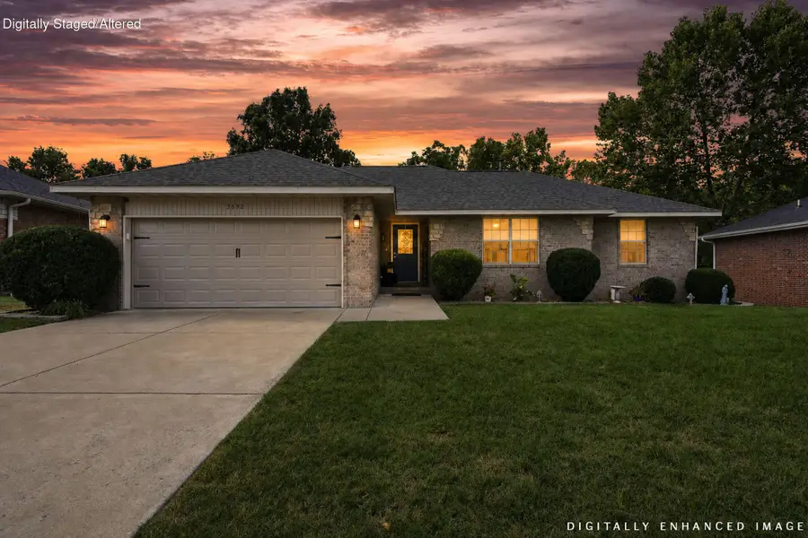 3892 W Parkridge Circle, Springfield, MO 65802 - #2
