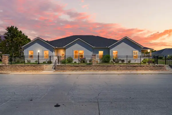1908/1910 Buena Vista Avenue, Carthage, MO 64836