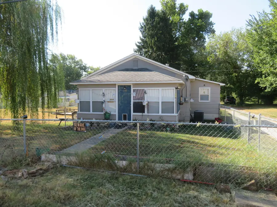 200 E Lee Street, Humansville, MO 65674 - #3
