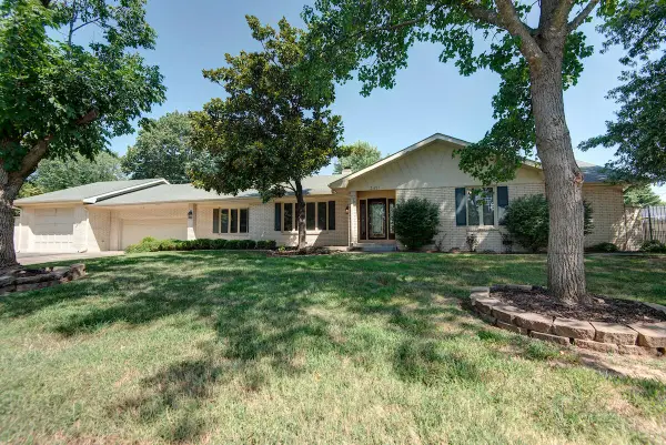 3451 E Carol Drive, Springfield, MO 65809