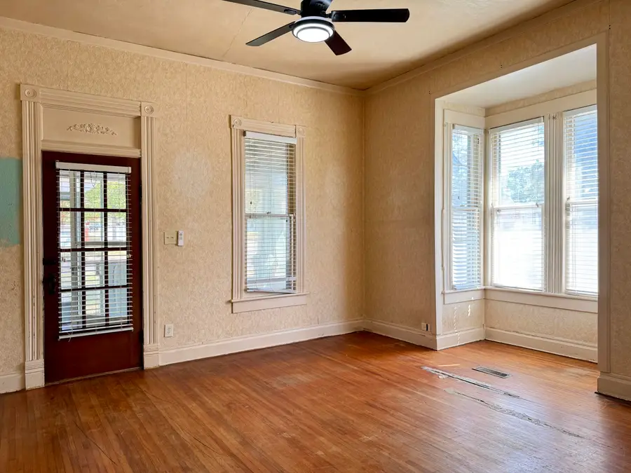 600 4th Street, Monett, MO 65708 - #2