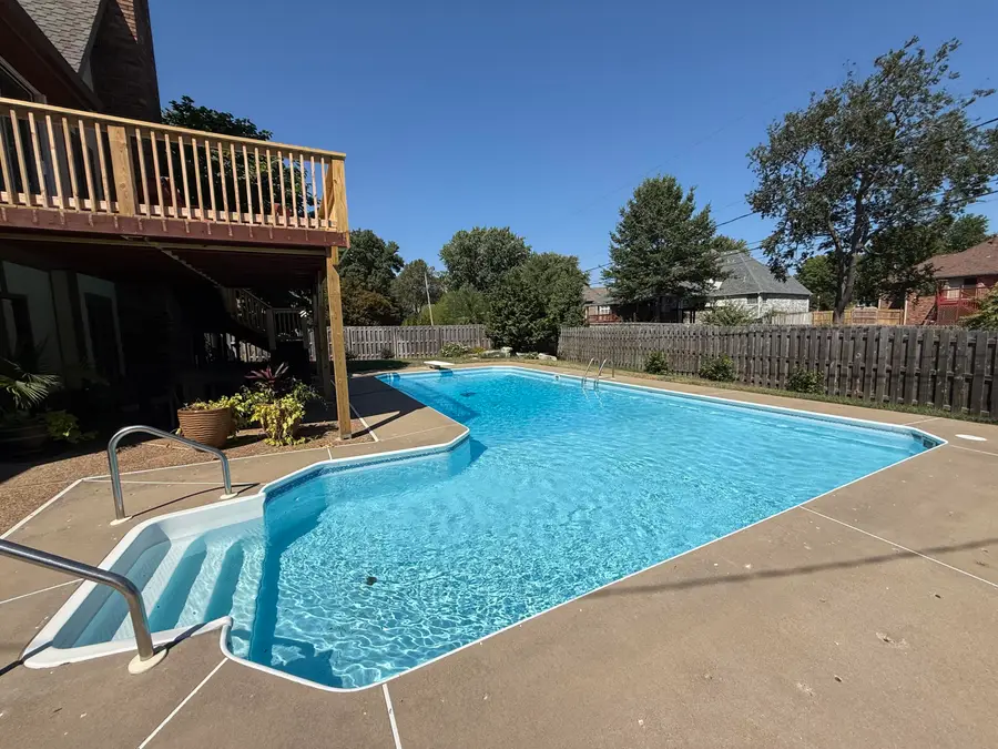 1921 E Nottingham Street, Springfield, MO 65804 - #3