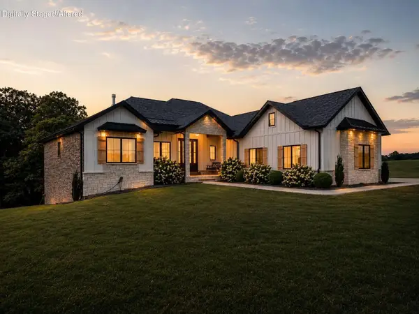 2007 Lone Star Drive, Nixa, MO 65714