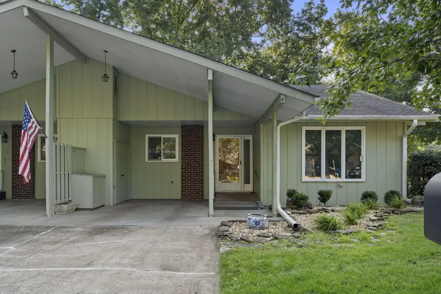 19 Oak Court, Branson, MO 65616 - #3