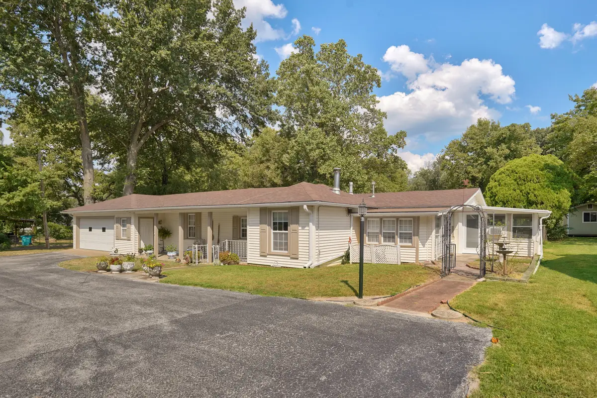 1908 S Holland Avenue, Springfield, MO 65807 - #1