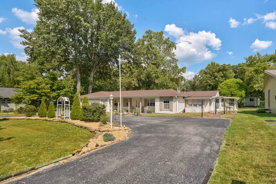 1908 S Holland Avenue, Springfield, MO 65807 - #3