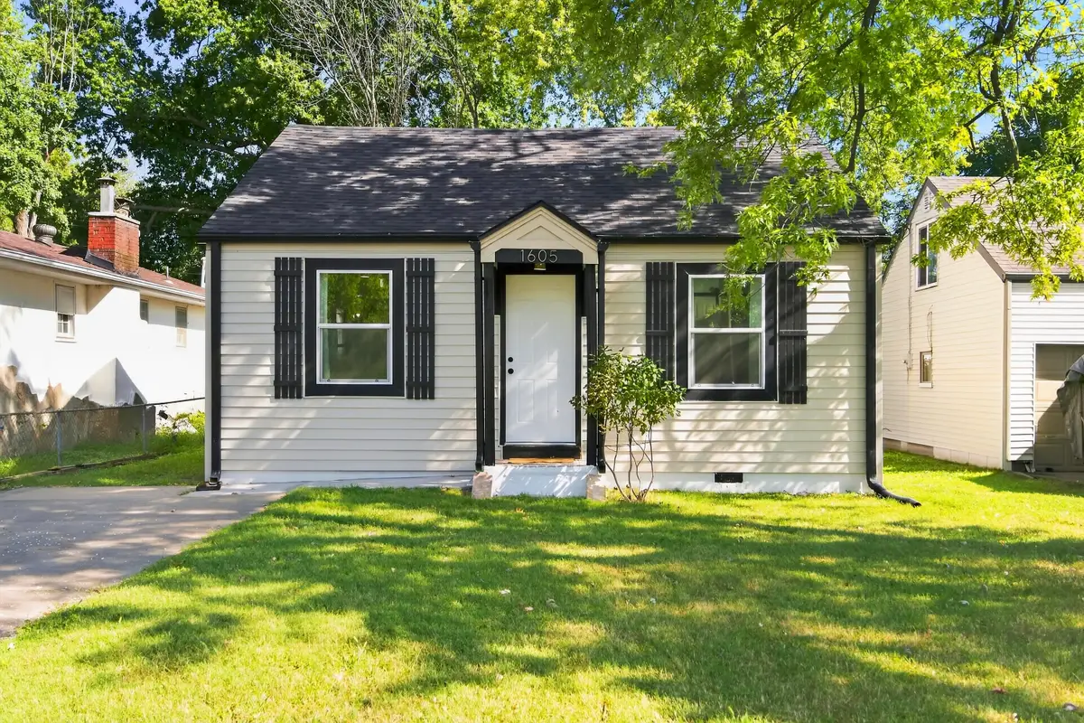 1605 E Blaine Street, Springfield, MO 65803 - #1