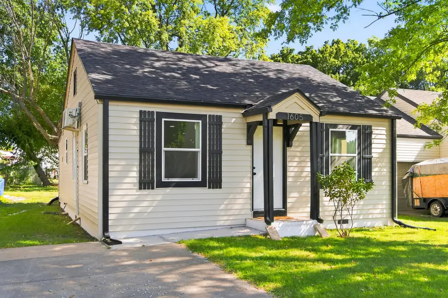 1605 E Blaine Street, Springfield, MO 65803 - #2