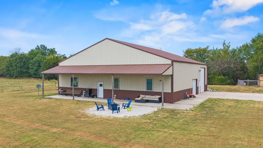 623 E 427th Road, Bolivar, MO 65613 - #3