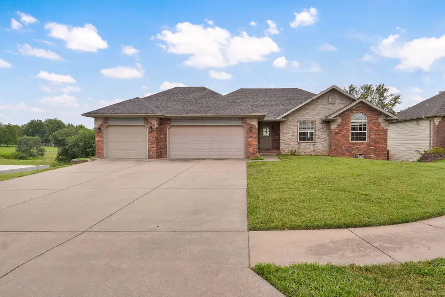 3582 N Thistlewood Court, Springfield, MO 65803 - #2