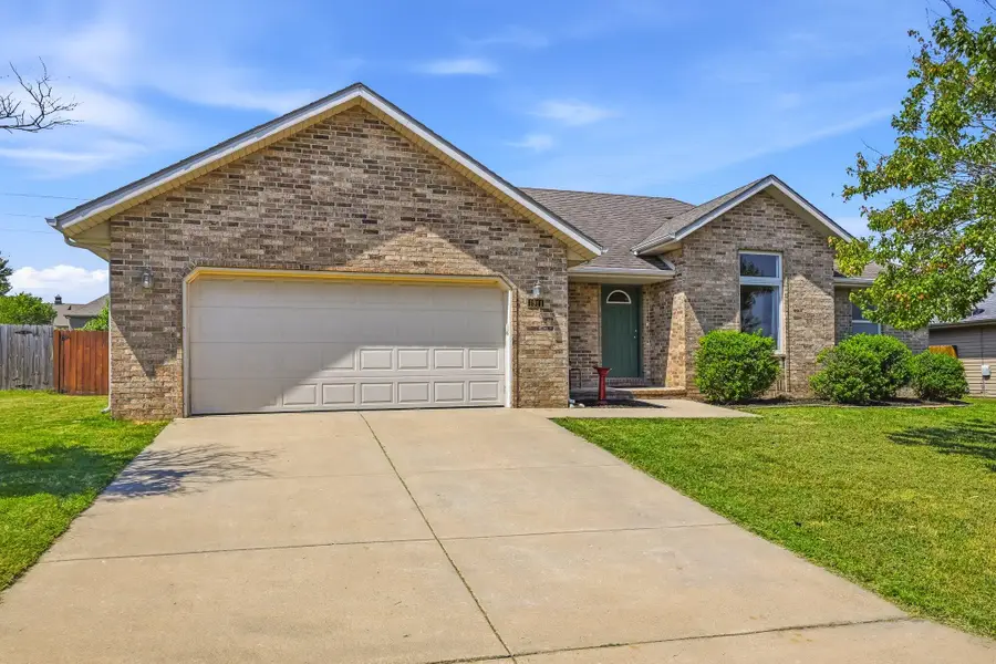 1911 Holly Springs Avenue, Nixa, MO 65714 - #3