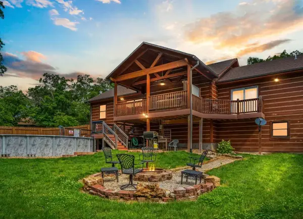 2395 Yandell Cove Road, Kirbyville, MO 65679