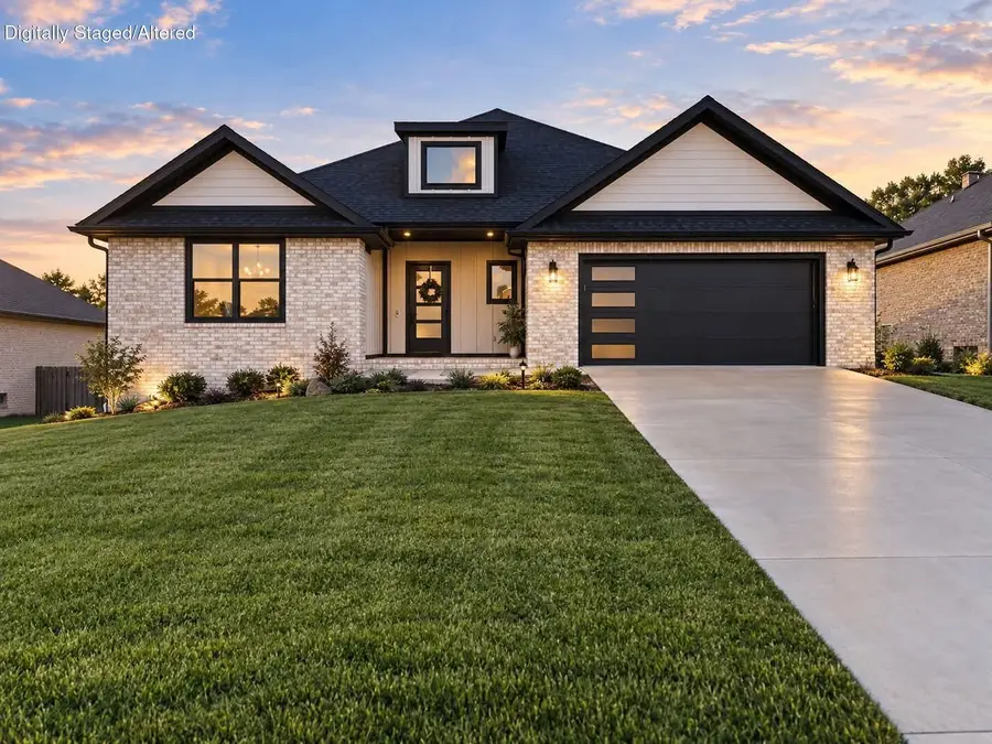 1365 W Gaslight Drive, Springfield, MO 65810 - #2
