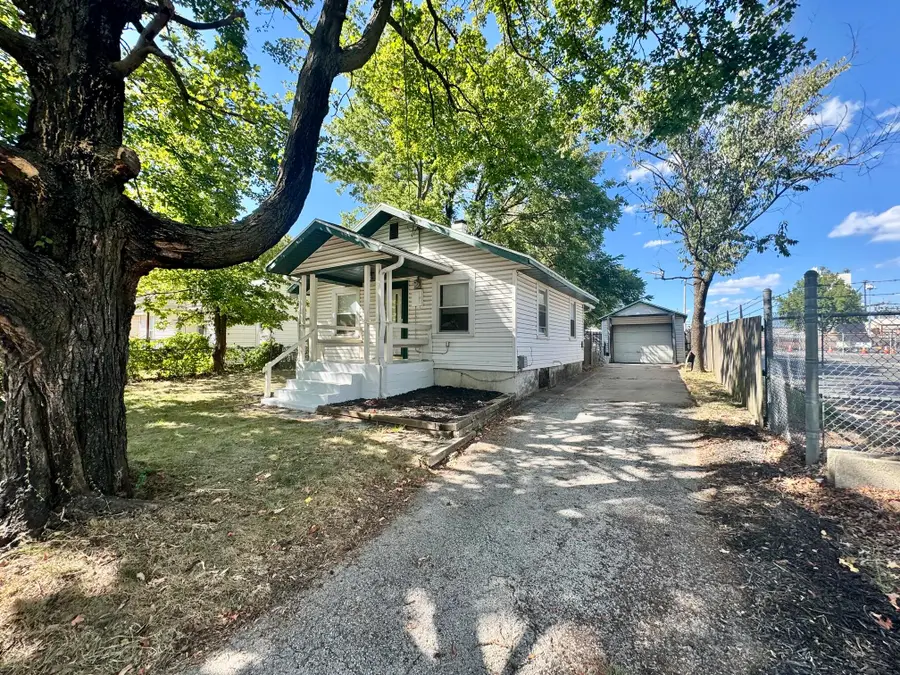 1411 W Lynn Street, Springfield, MO 65802 - #2