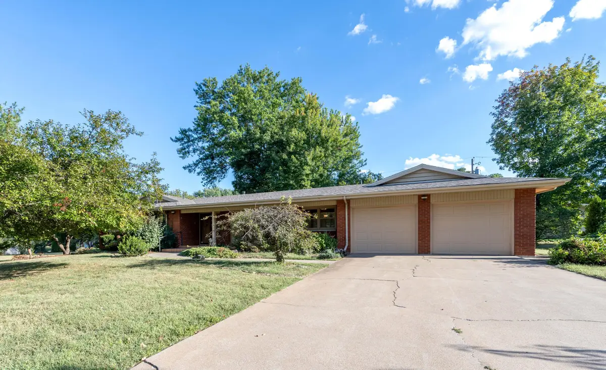 4008 W Grimes Street, Springfield, MO 65802 - #1