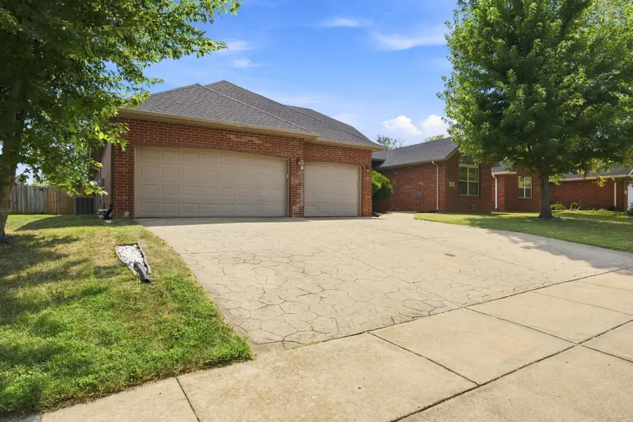 478 E Sequoia Street, Republic, MO 65738 - #3