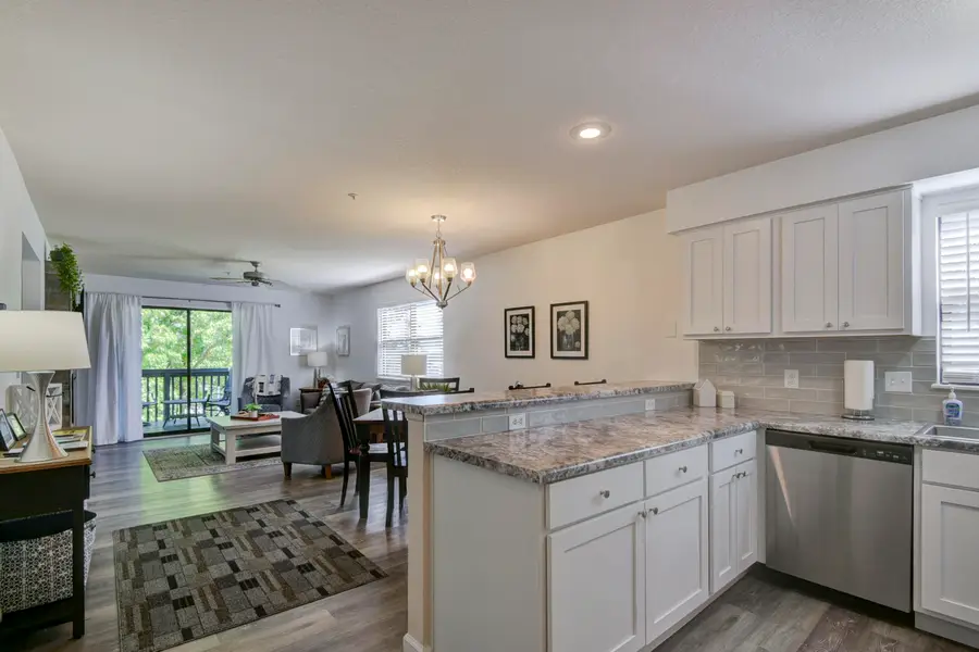 186 Bunker Ridge Drive #Apt 8, Branson, MO 65616 - #2