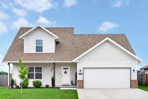 887 S Parkside Circle, Nixa, MO 65714
