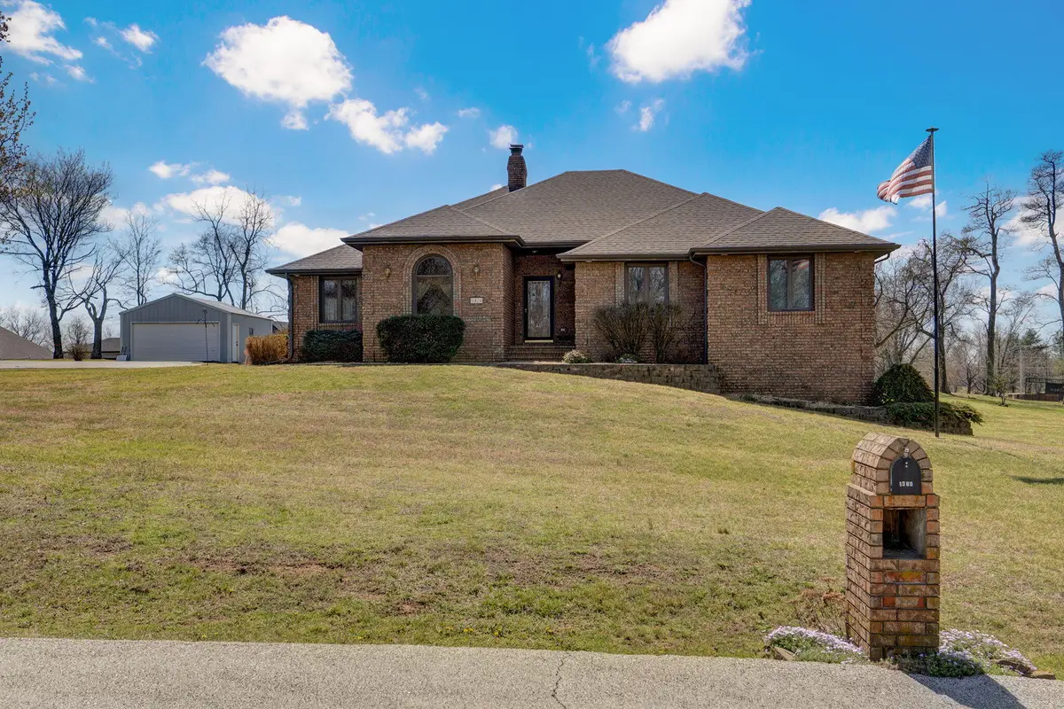 1476 E Peartree Drive, Ozark, MO 65721 - #1