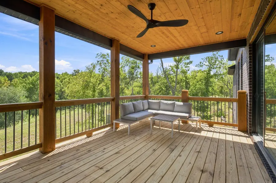 6164 S Hampton Avenue, Springfield, MO 65810 - #2