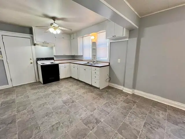 2618 W Lincoln Street, Springfield, MO 65806 - #3
