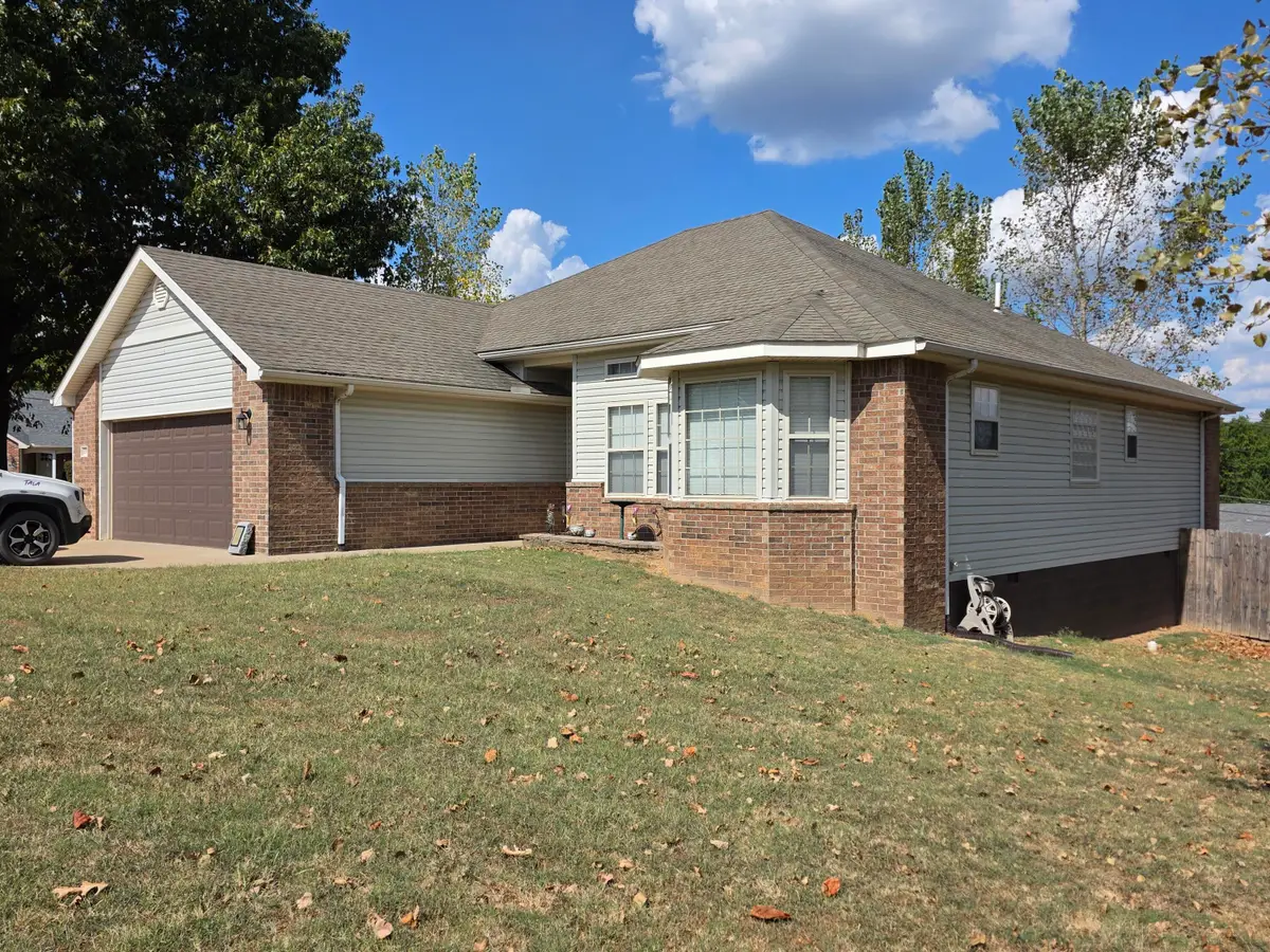 1704 Rosewood Road, Neosho, MO 64850 - #1