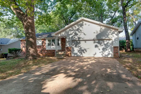 3237 S Ferguson Avenue, Springfield, MO 65807