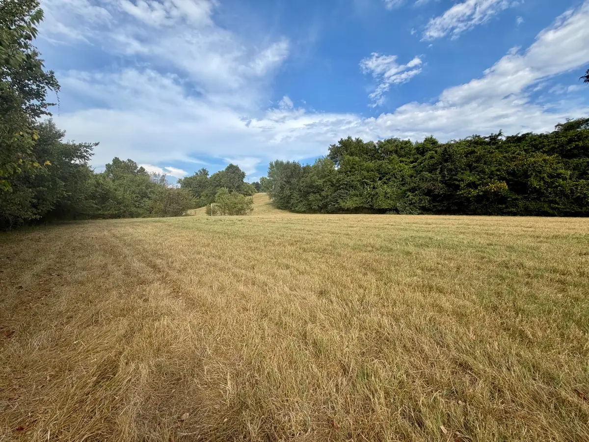 000 Fairground Road, Neosho, MO 64850 - #1