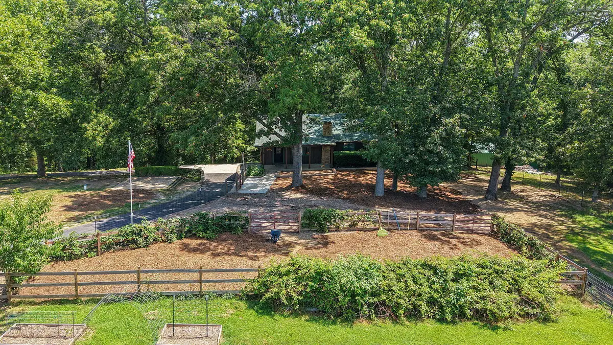 1627 W Riverbluff Lane, Nixa, MO 65714 - #1