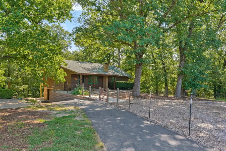 1627 W Riverbluff Lane, Nixa, MO 65714 - #3